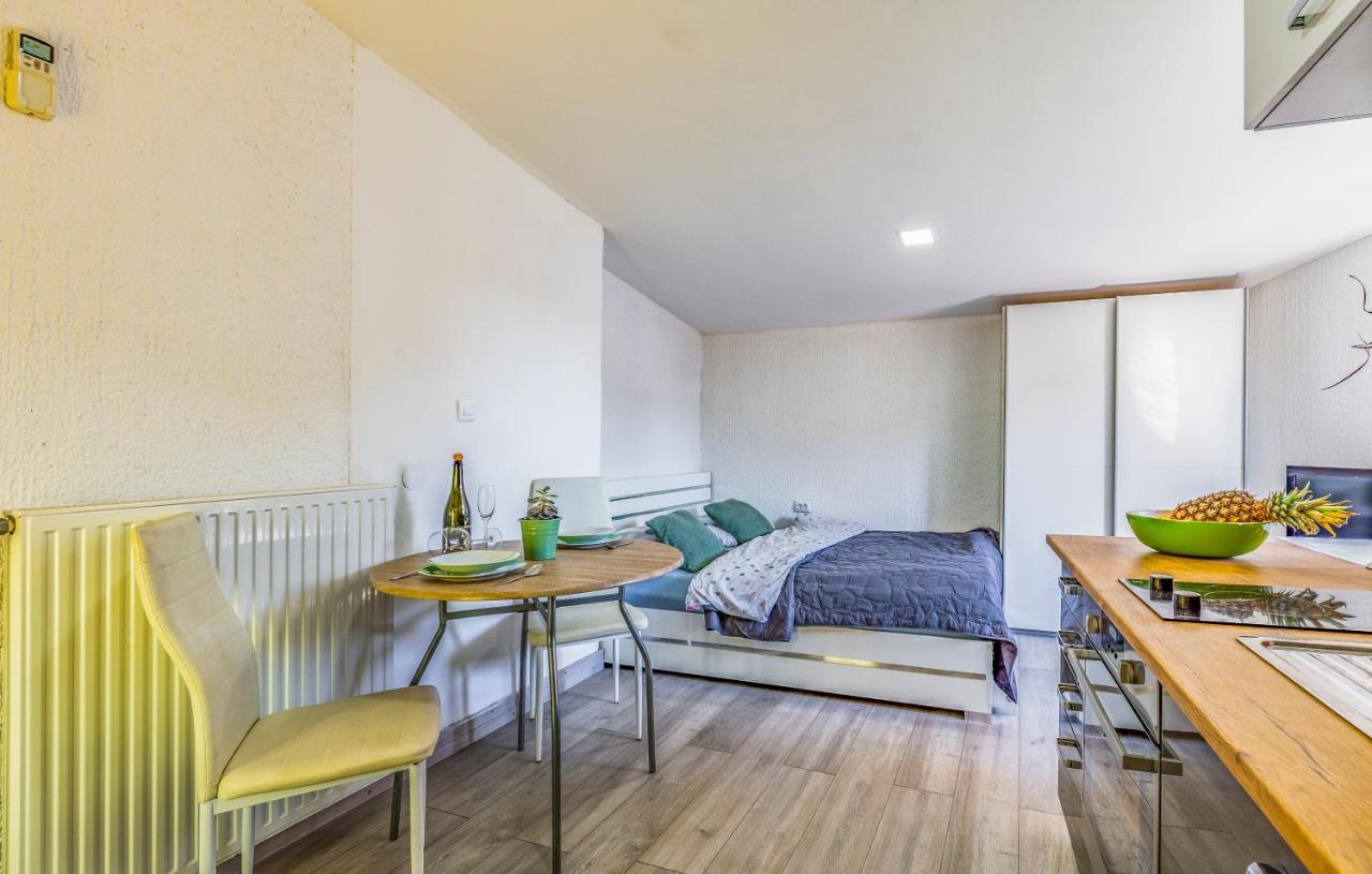 מדולין Apartments Tamara מראה חיצוני תמונה