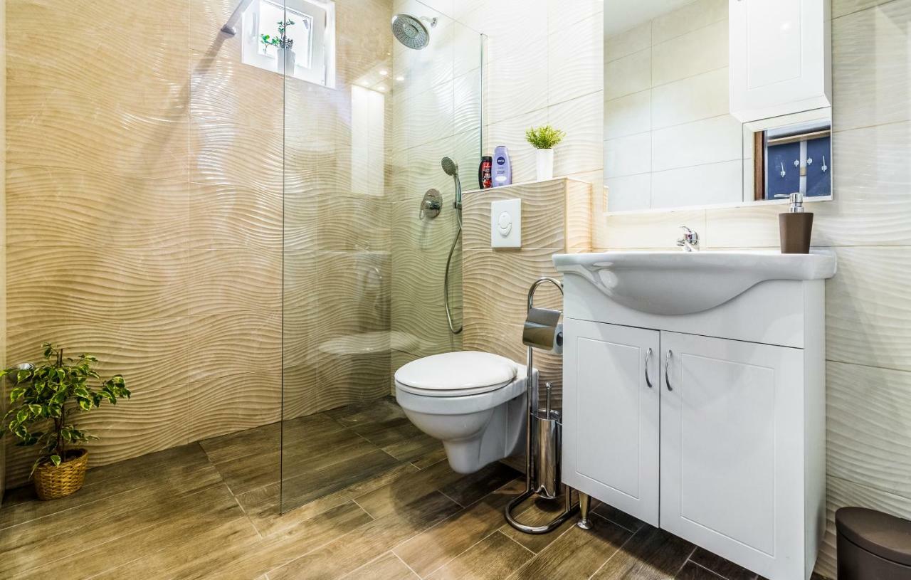 מדולין Apartments Tamara מראה חיצוני תמונה