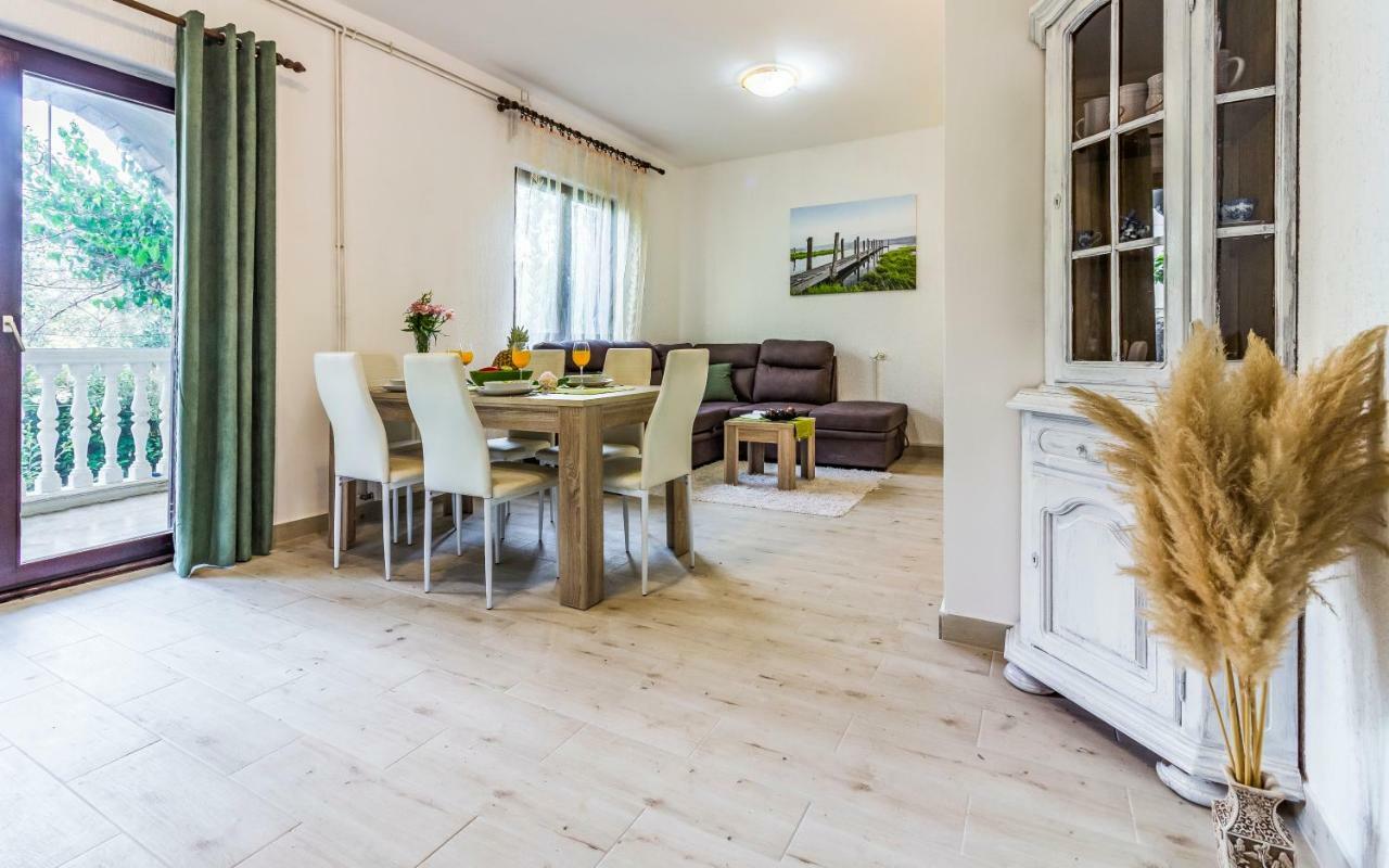 מדולין Apartments Tamara מראה חיצוני תמונה
