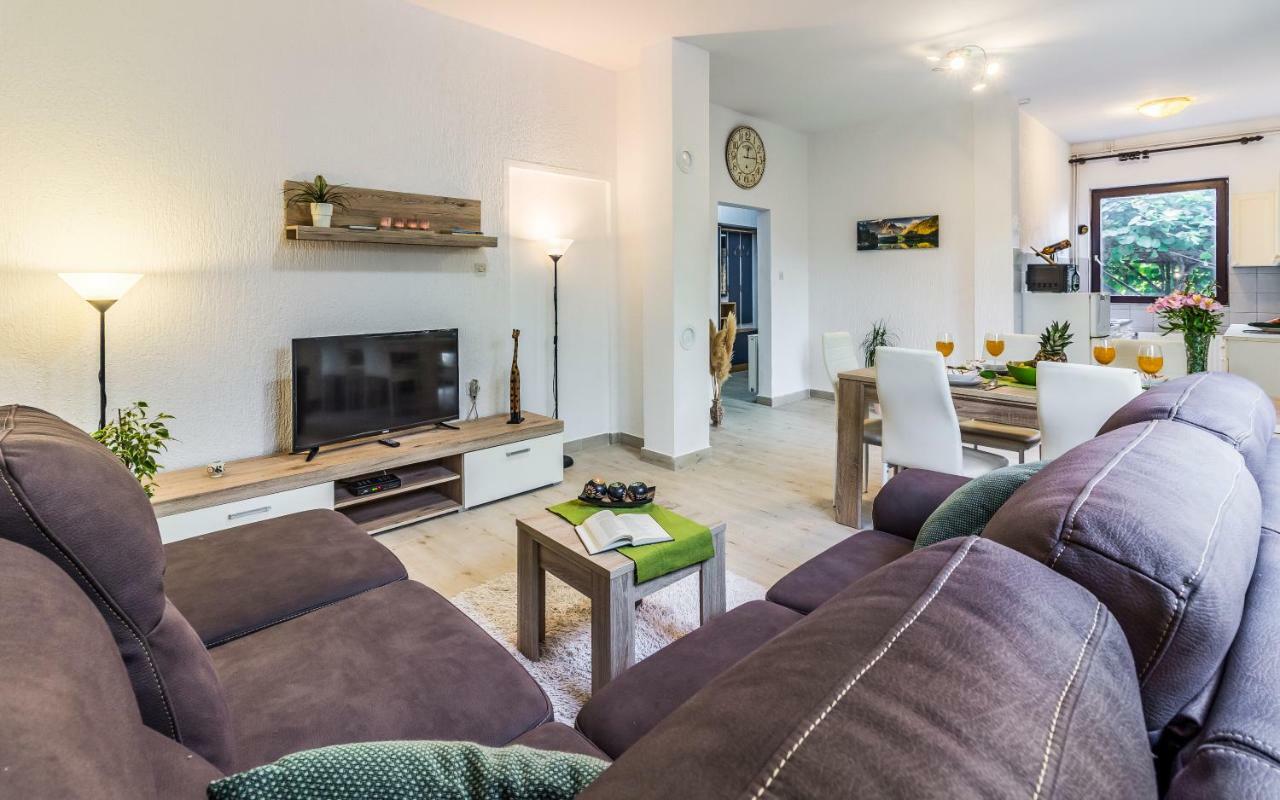מדולין Apartments Tamara מראה חיצוני תמונה